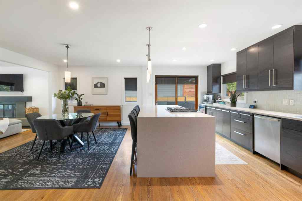 MLS® A2255753 - 28 Glamorgan Drive SW in Glamorgan Calgary, Residential