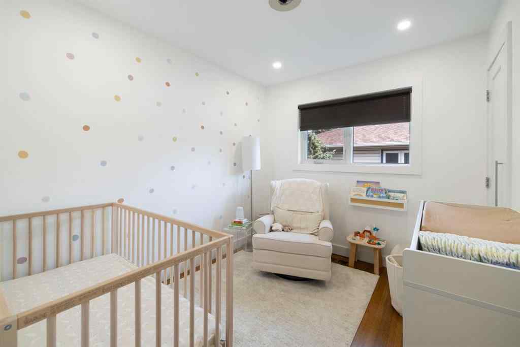 MLS® A2255753 - 28 Glamorgan Drive SW in Glamorgan Calgary, Residential