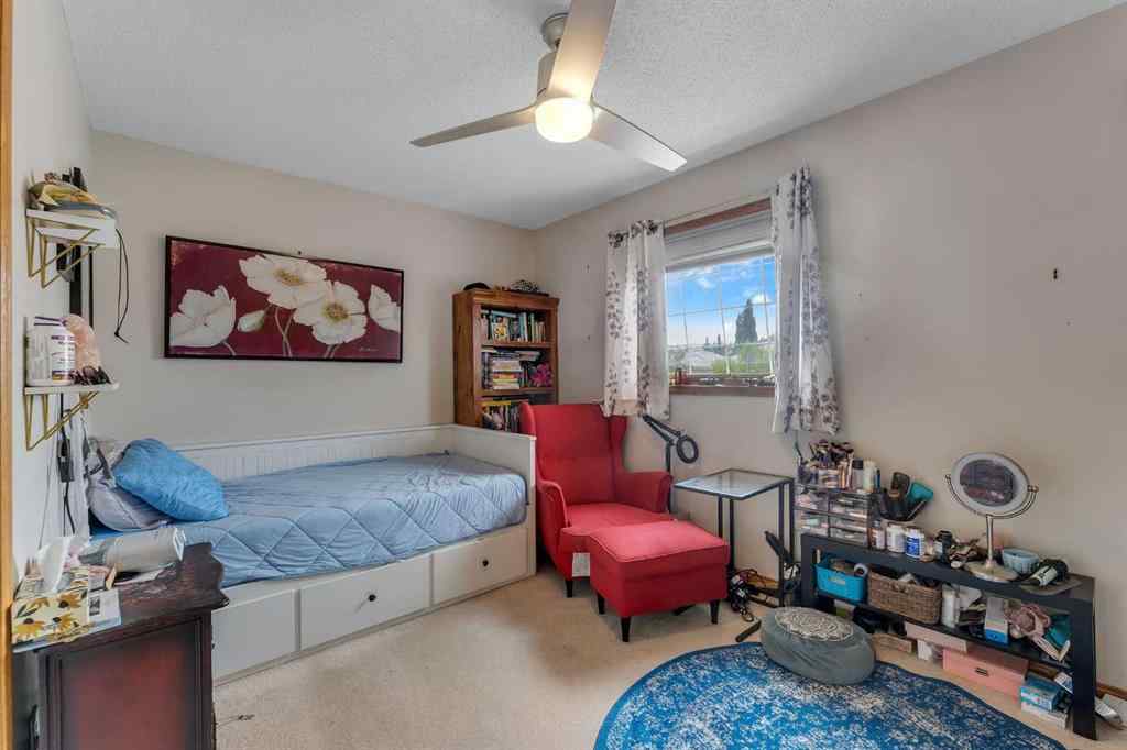 MLS® A2255755 - 220 Edgeridge Gardens NW in Edgemont Calgary, Residential
