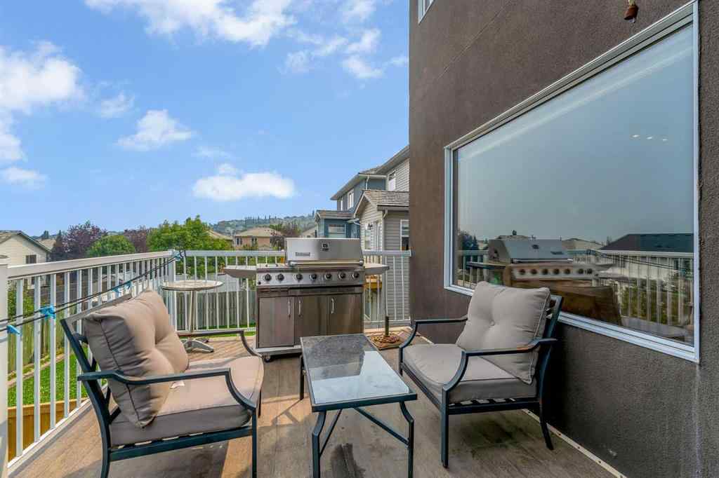 MLS® A2255755 - 220 Edgeridge Gardens NW in Edgemont Calgary, Residential