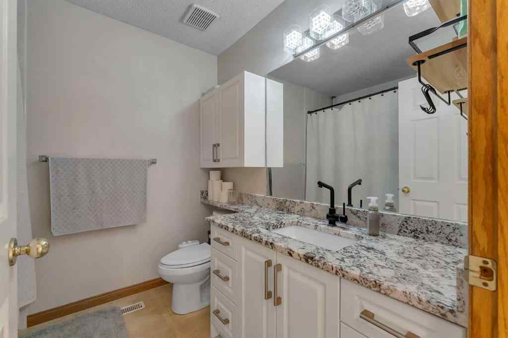 MLS® A2255755 - 220 Edgeridge Gardens NW in Edgemont Calgary, Residential