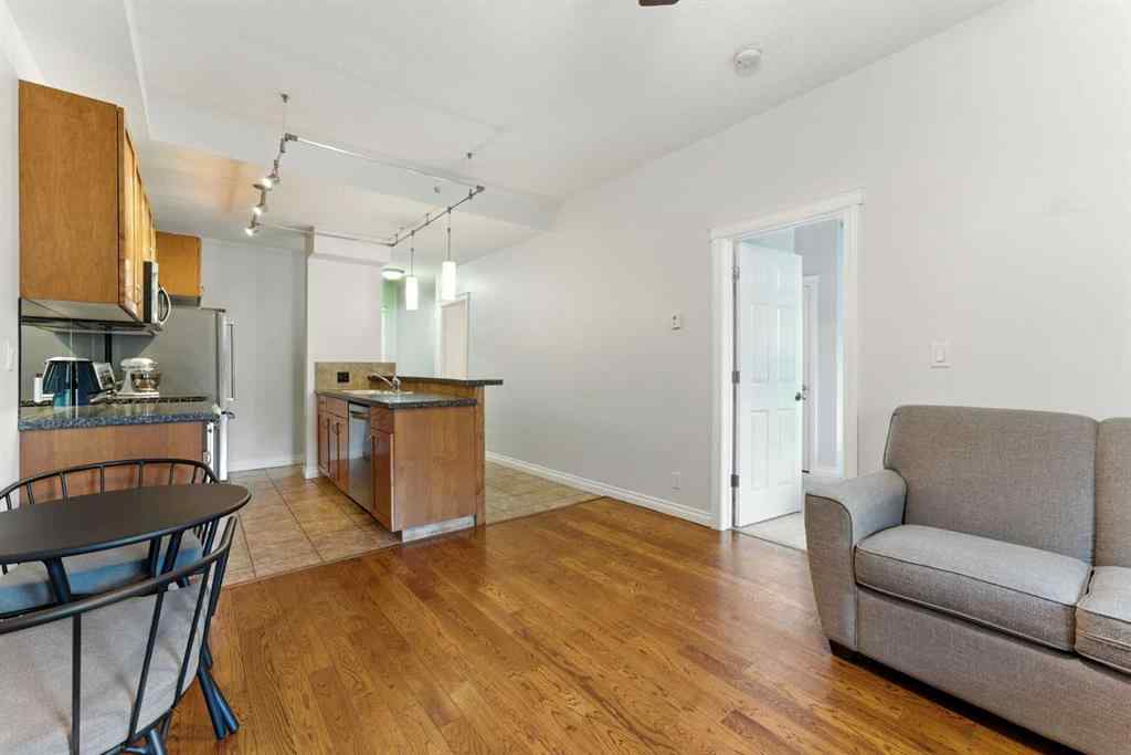 MLS® A2255759 - Unit #3203 24 Hemlock Crescent SW in Spruce Cliff Calgary, Residential