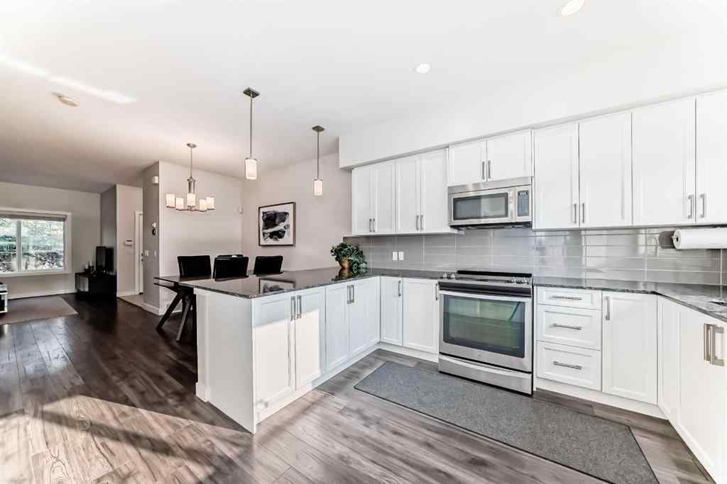 MLS® A2255761 - 610 Hillcrest Road SW in Hillcrest Airdrie, Residential