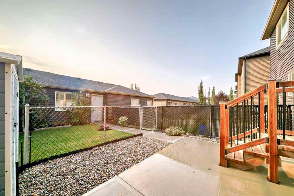 MLS® A2255761 - 610 Hillcrest Road SW in Hillcrest Airdrie, Residential