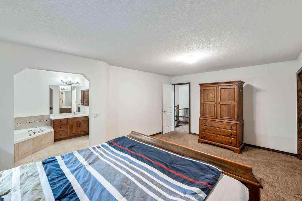 MLS® A2255766 - 414 Boulder Creek Way SE in Boulder Creek Estates Langdon, Residential