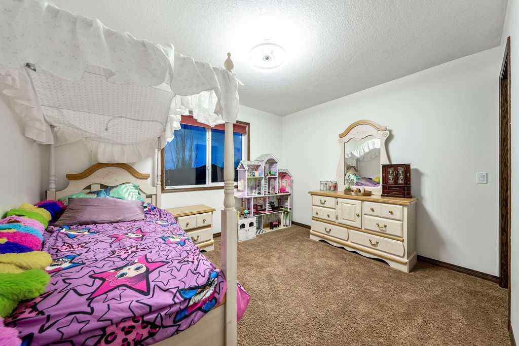 MLS® A2255766 - 414 Boulder Creek Way SE in Boulder Creek Estates Langdon, Residential