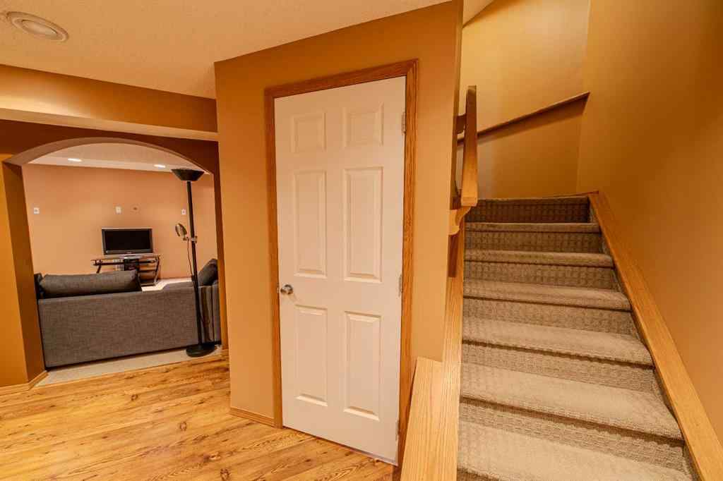 MLS® A2255767 - 192 Somerglen Common SW in Somerset Calgary, Residential
