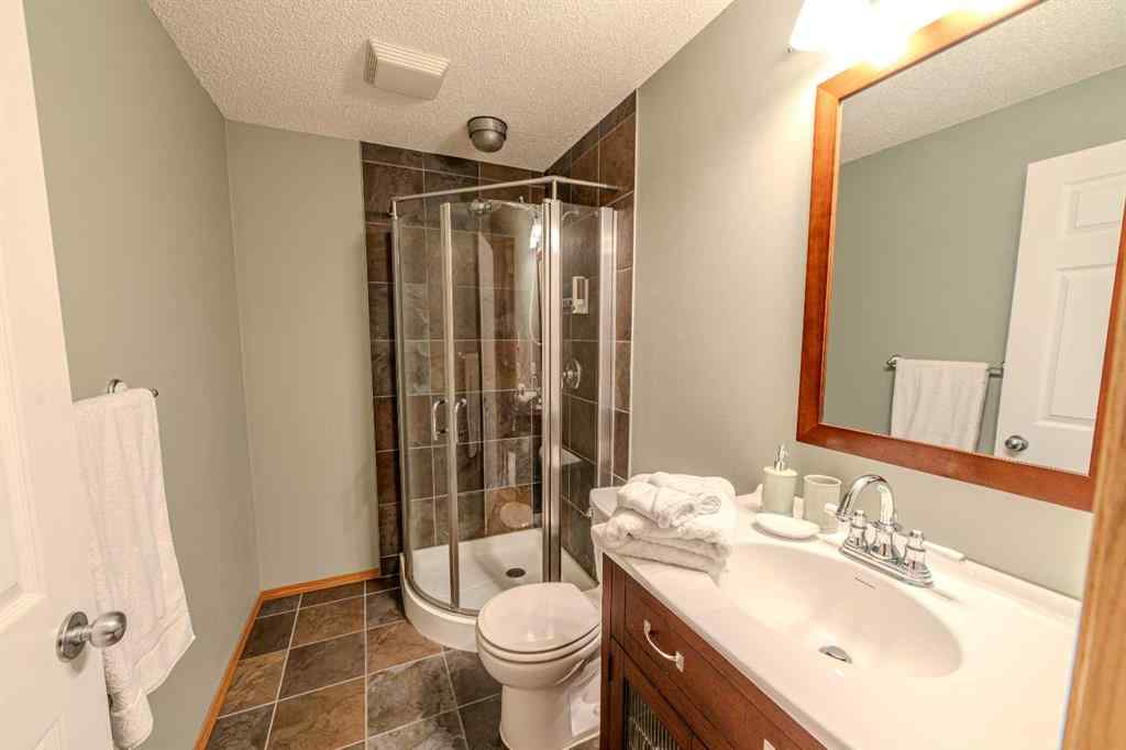 MLS® A2255767 - 192 Somerglen Common SW in Somerset Calgary, Residential