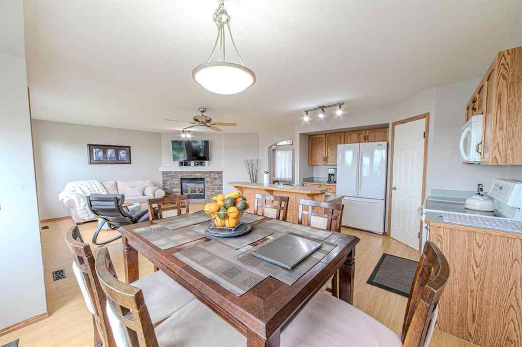 MLS® A2255767 - 192 Somerglen Common SW in Somerset Calgary, Residential