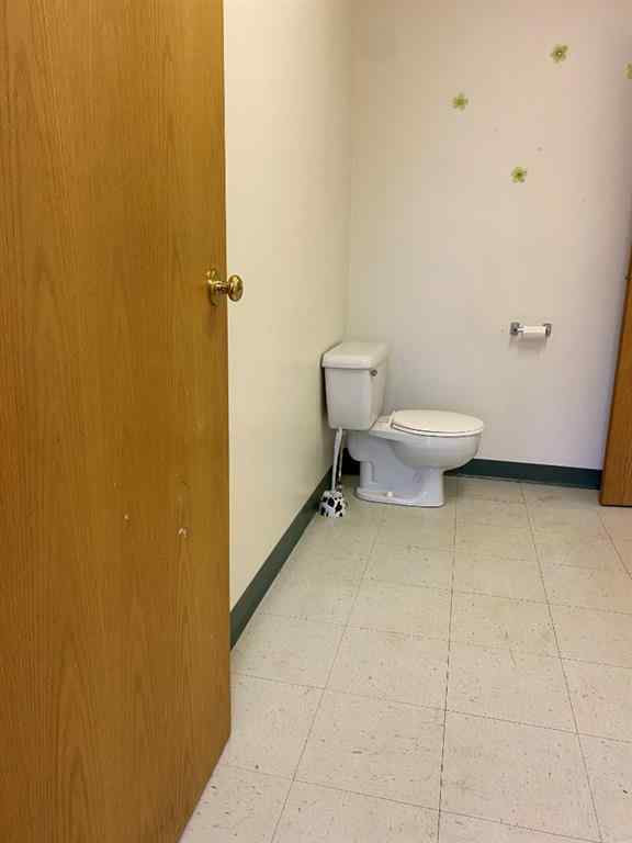 MLS® A2255768 - Unit #2B 4213 42 Avenue  in NONE Whitecourt, Commercial