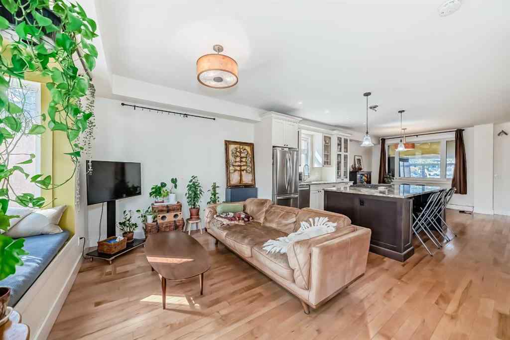 MLS® A2255770 - 813 21 Avenue SE in Ramsay Calgary, Residential