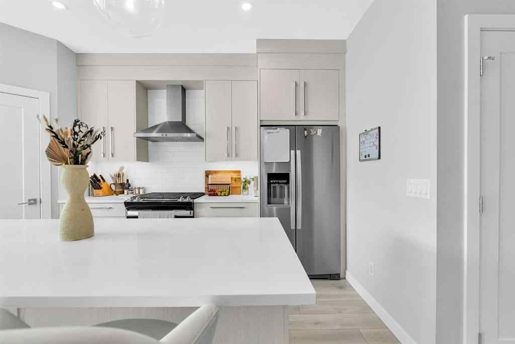 MLS® A2255785 - 236 Chelsea Manor   in Chelsea_CH Chestermere, Residential