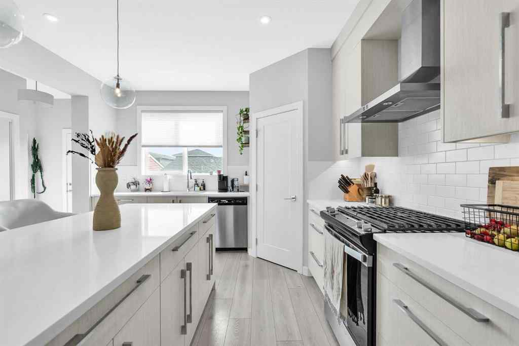 MLS® A2255785 - 236 Chelsea Manor   in Chelsea_CH Chestermere, Residential