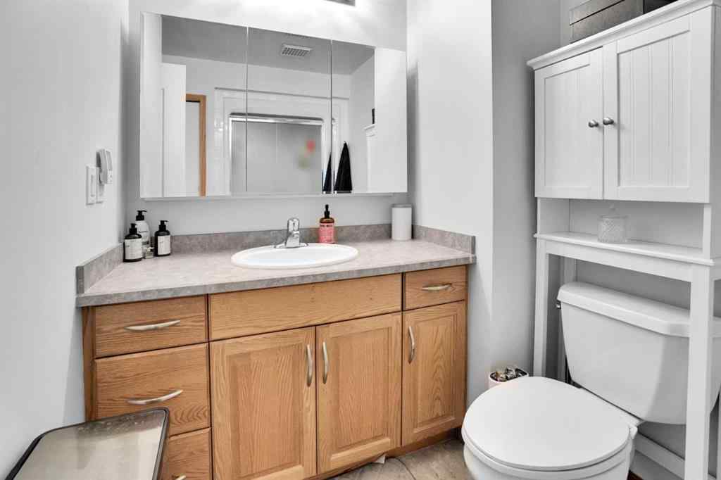 MLS® A2255791 - 633 Advent Bay  in Prince Of Peace Village Rural Rocky View County, Residential
