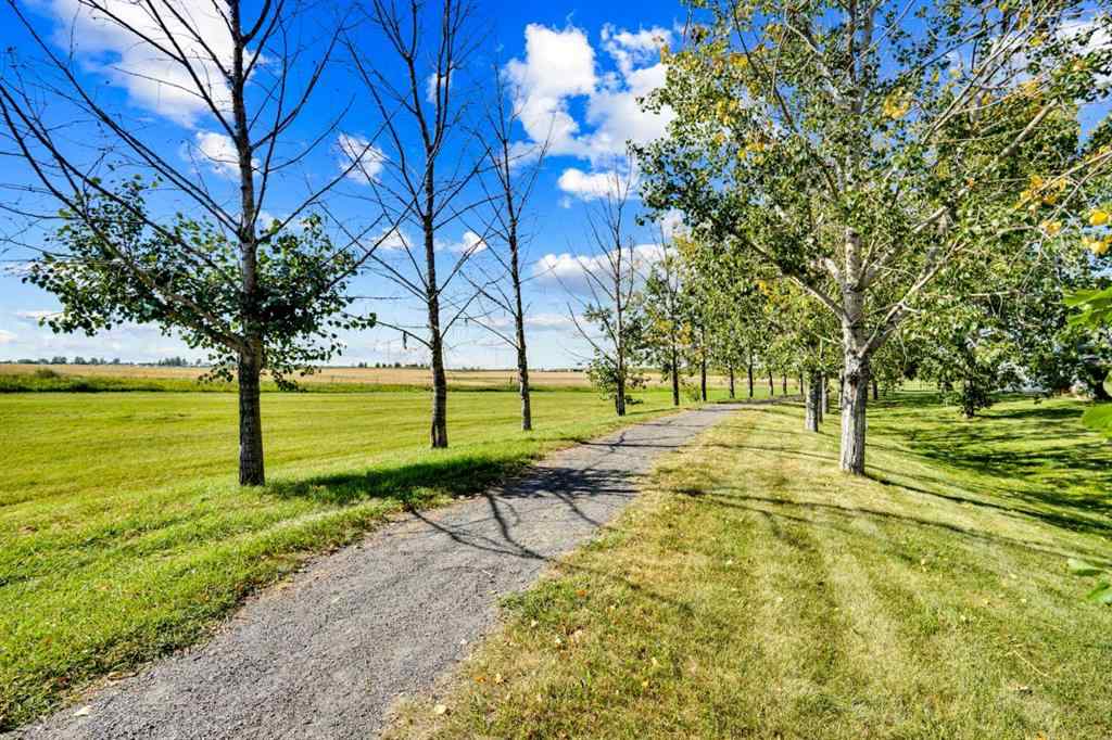 MLS® A2255791 - 633 Advent Bay  in Prince Of Peace Village Rural Rocky View County, Residential