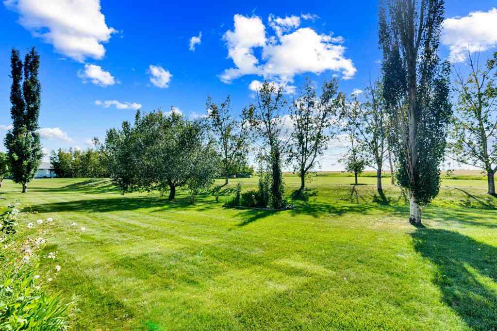 MLS® A2255791 - 633 Advent Bay  in Prince Of Peace Village Rural Rocky View County, Residential