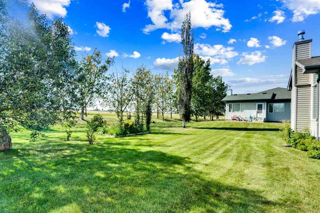 MLS® A2255791 - 633 Advent Bay  in Prince Of Peace Village Rural Rocky View County, Residential