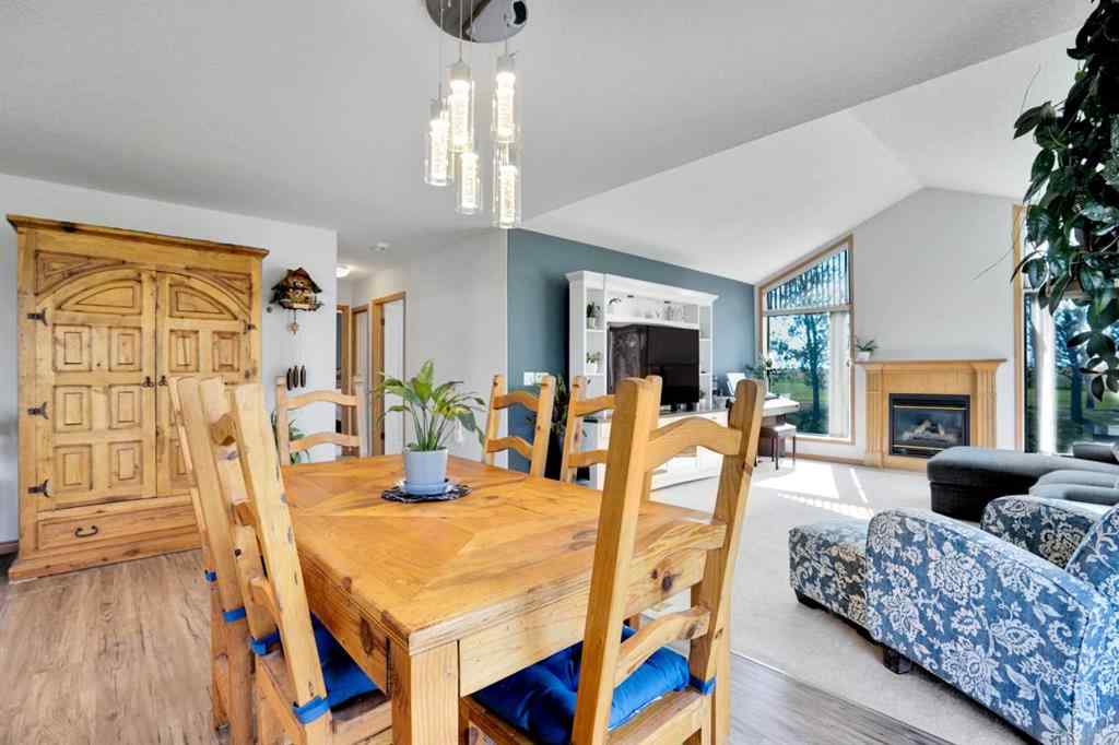 MLS® A2255791 - 633 Advent Bay  in Prince Of Peace Village Rural Rocky View County, Residential