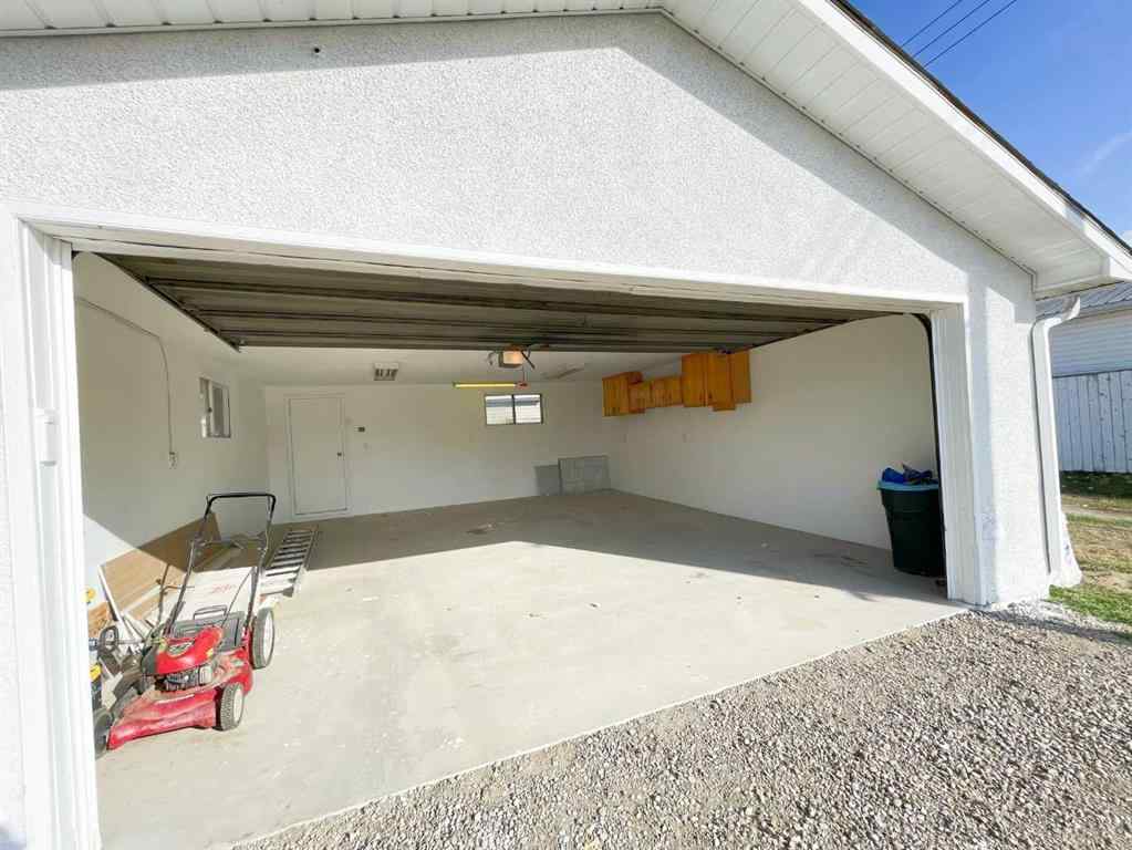 MLS® A2255792 - 404 Whitney   in NONE Carmangay, Residential