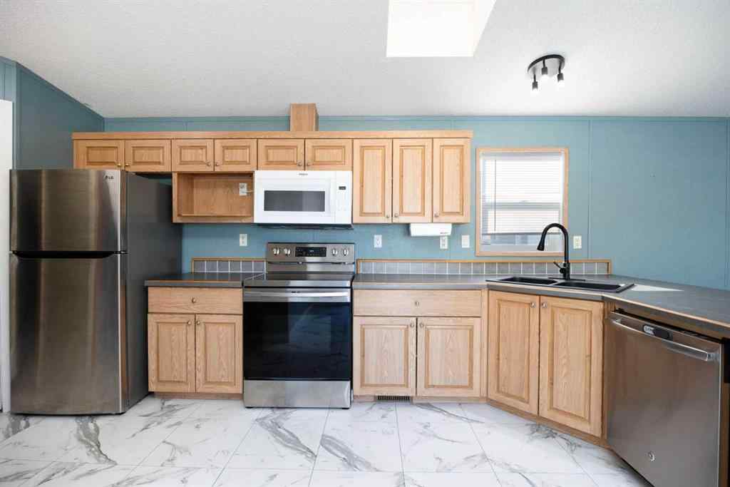 MLS® A2255794 - 137 Grenfell Crescent  in Gregoire Park Fort McMurray, Residential