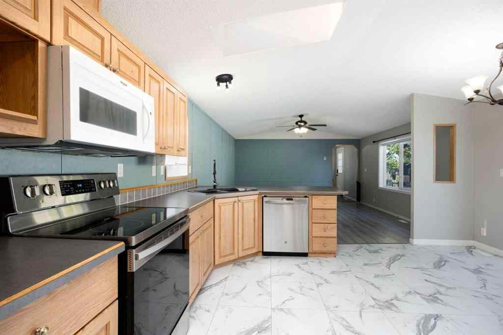 MLS® A2255794 - 137 Grenfell Crescent  in Gregoire Park Fort McMurray, Residential