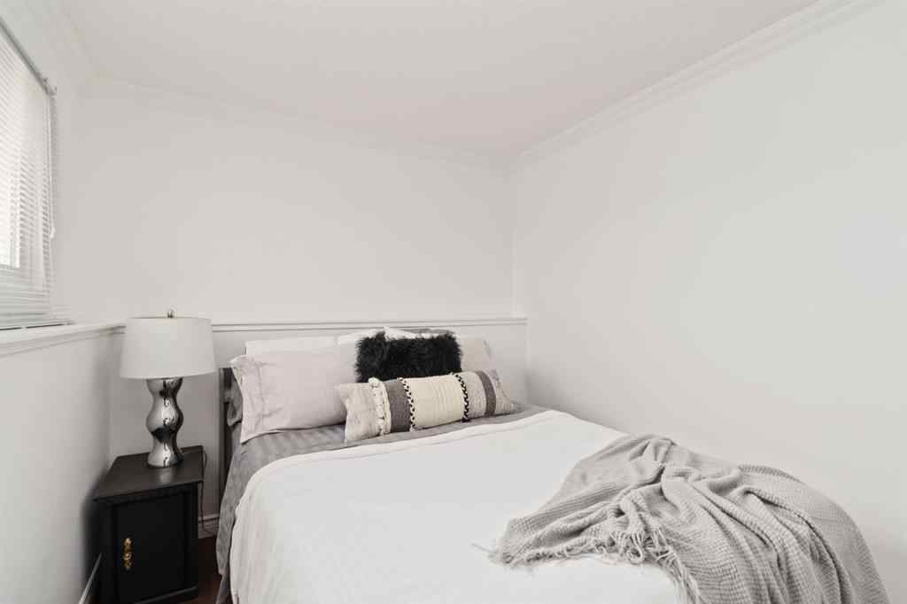 MLS® A2255801 - 141 Hillcrest Drive  in Thickwood Fort McMurray, Residential
