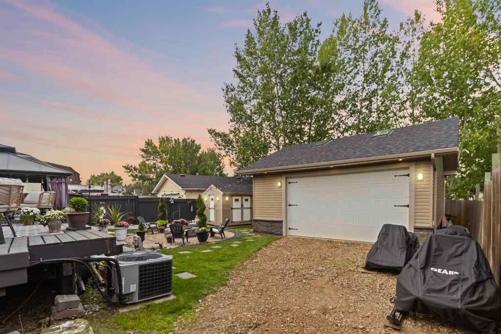 MLS® A2255801 - 141 Hillcrest Drive  in Thickwood Fort McMurray, Residential