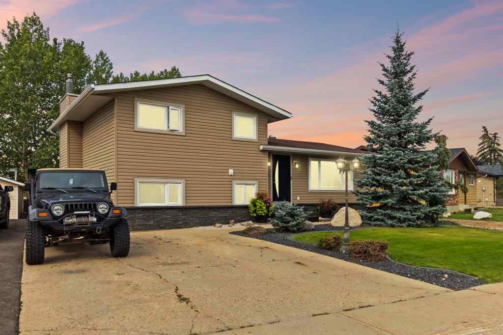 MLS® A2255801 - 141 Hillcrest Drive  in Thickwood Fort McMurray, Residential