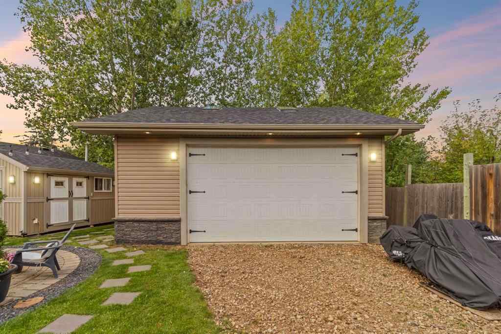 MLS® A2255801 - 141 Hillcrest Drive  in Thickwood Fort McMurray, Residential