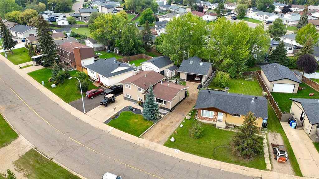 MLS® A2255801 - 141 Hillcrest Drive  in Thickwood Fort McMurray, Residential