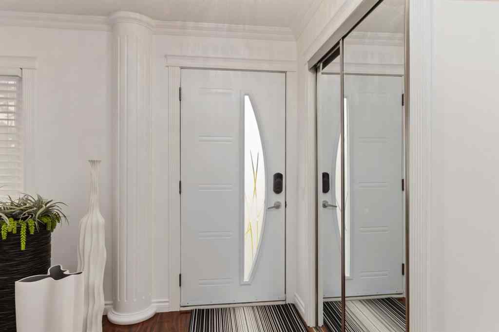 MLS® A2255801 - 141 Hillcrest Drive  in Thickwood Fort McMurray, Residential