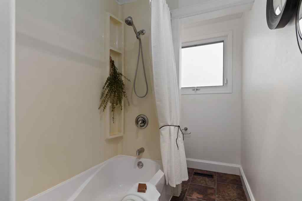 MLS® A2255801 - 141 Hillcrest Drive  in Thickwood Fort McMurray, Residential