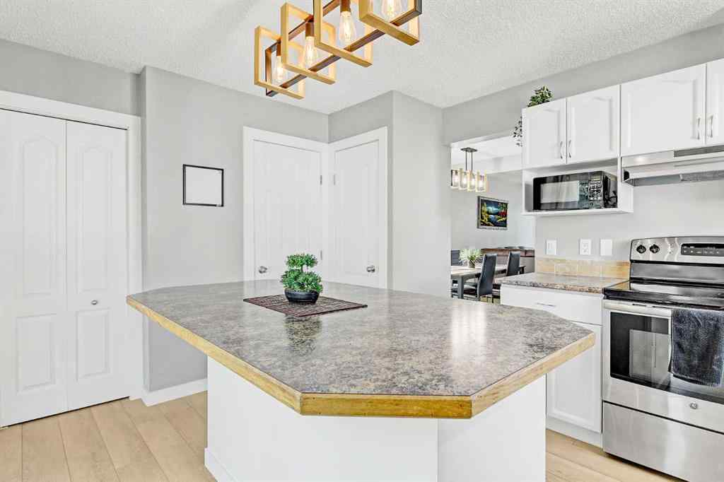 MLS® A2255807 - 9429 92 A Street  in Smith Grande Prairie, Residential