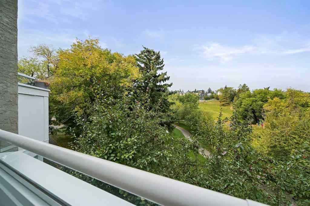 MLS® A2255813 - Unit #3 1611 21 Avenue SW in Bankview Calgary, Residential