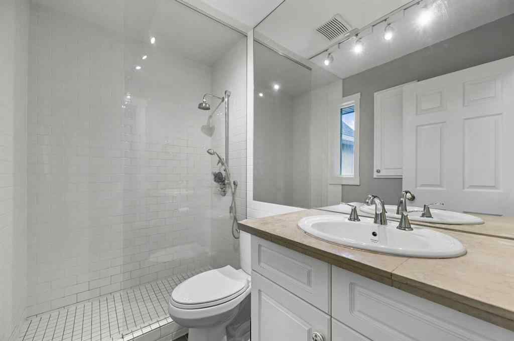 MLS® A2255813 - Unit #3 1611 21 Avenue SW in Bankview Calgary, Residential