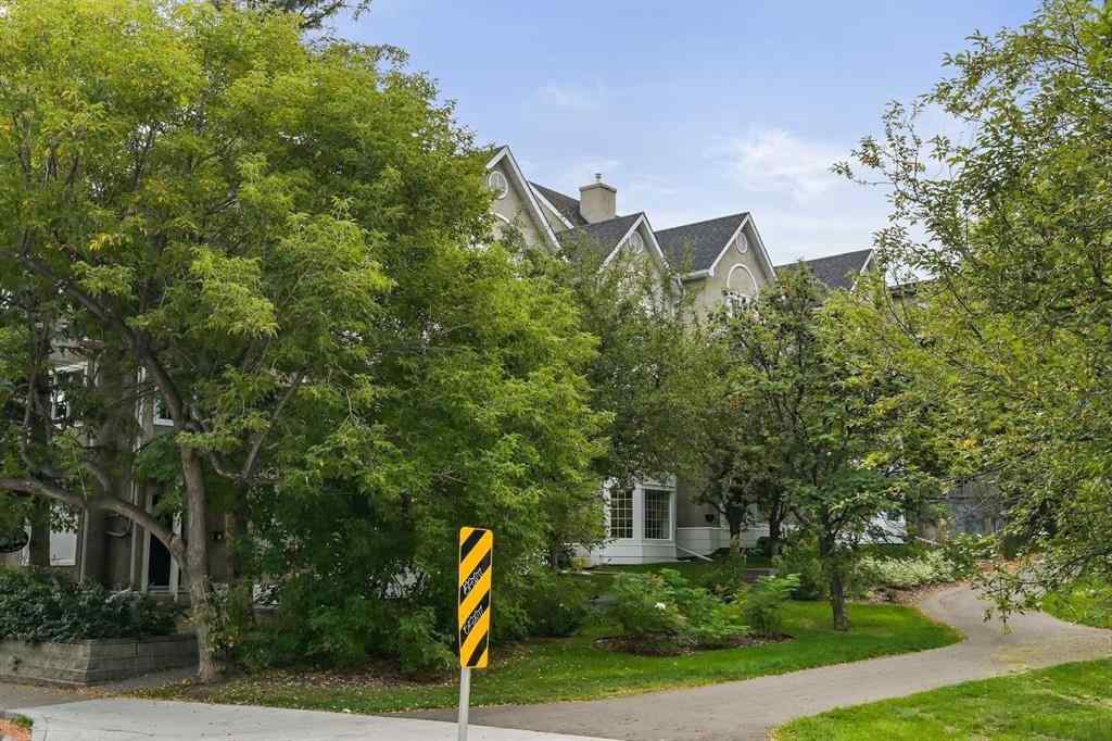 MLS® A2255813 - Unit #3 1611 21 Avenue SW in Bankview Calgary, Residential