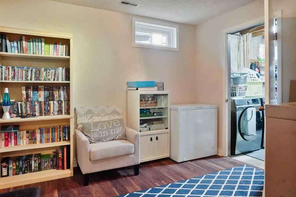 MLS® A2255814 - 15 Sheridan Place W in Varsity Village Lethbridge, Residential