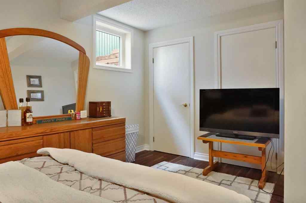 MLS® A2255814 - 15 Sheridan Place W in Varsity Village Lethbridge, Residential