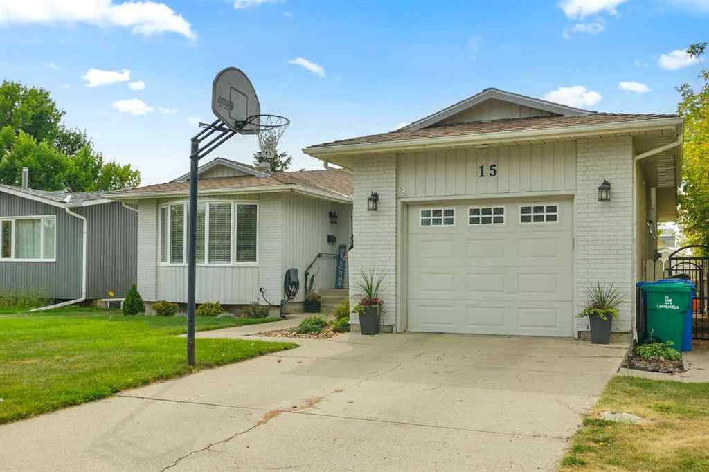 MLS® A2255814 - 15 Sheridan Place W in Varsity Village Lethbridge, Residential