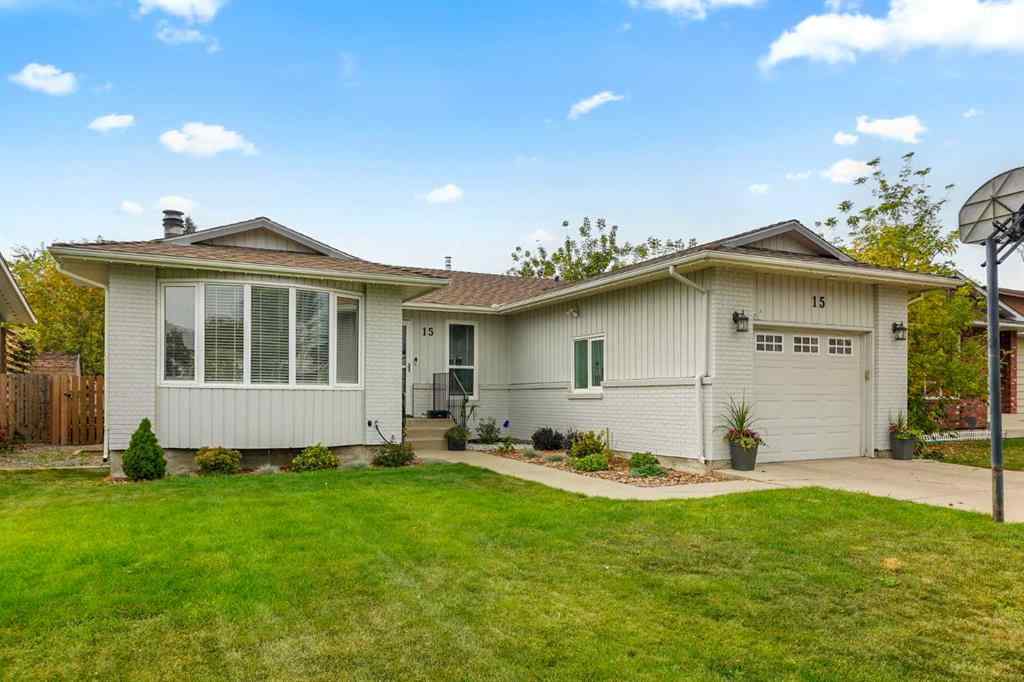 MLS® A2255814 - 15 Sheridan Place W in Varsity Village Lethbridge, Residential