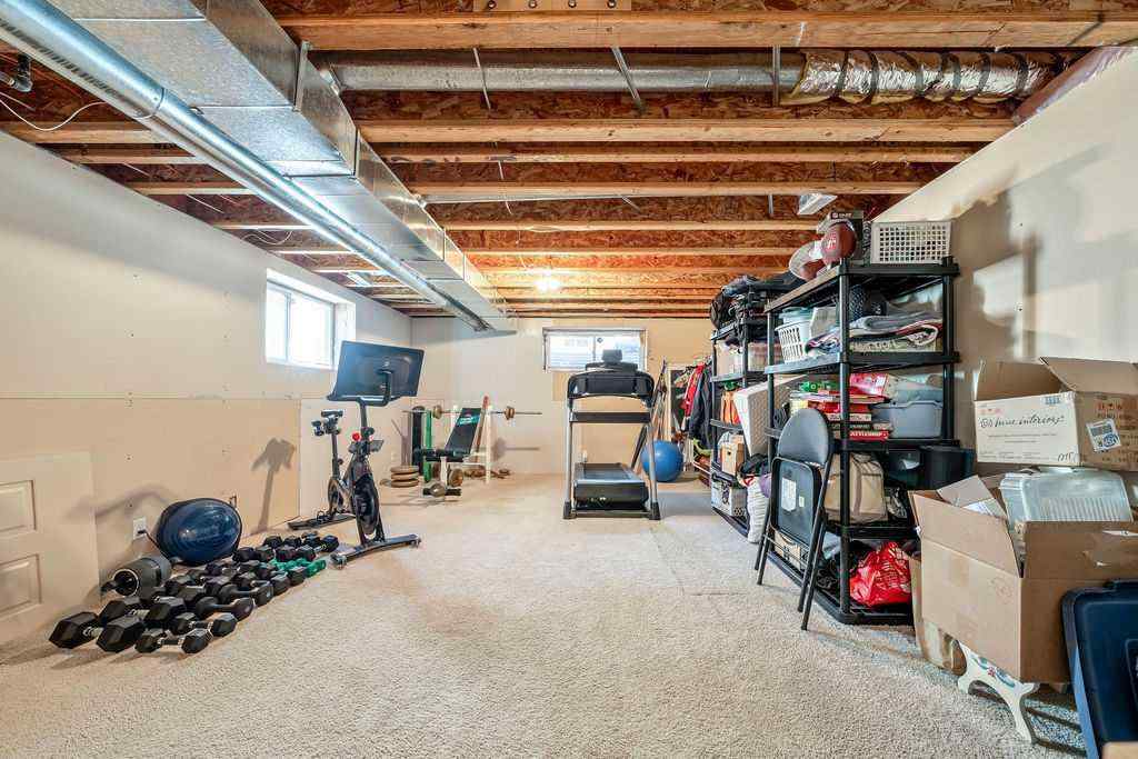 MLS® A2255817 - 608 12 Avenue NE in Renfrew Calgary, Residential