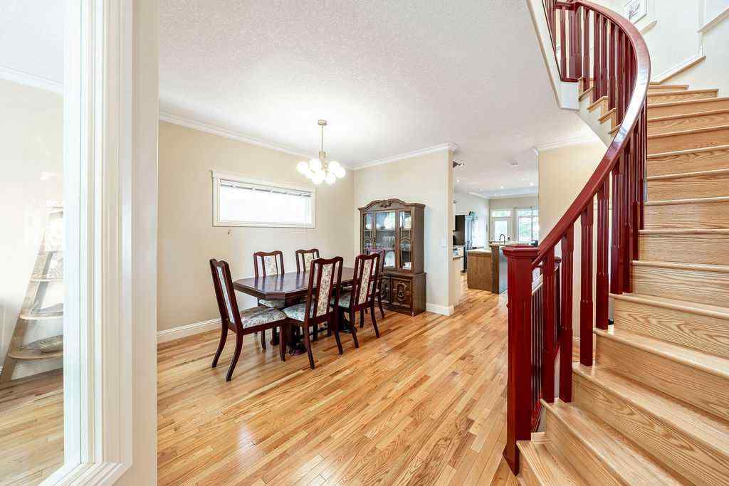 MLS® A2255817 - 608 12 Avenue NE in Renfrew Calgary, Residential