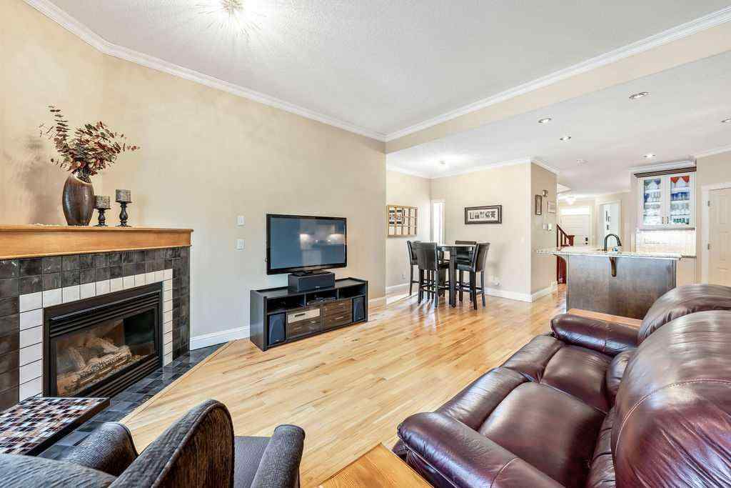 MLS® A2255817 - 608 12 Avenue NE in Renfrew Calgary, Residential
