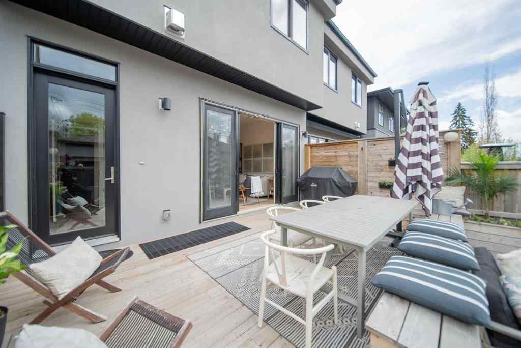 MLS® A2255819 - 3731 43 Street SW in Glenbrook Calgary, Residential