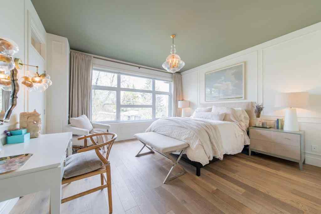 MLS® A2255819 - 3731 43 Street SW in Glenbrook Calgary, Residential