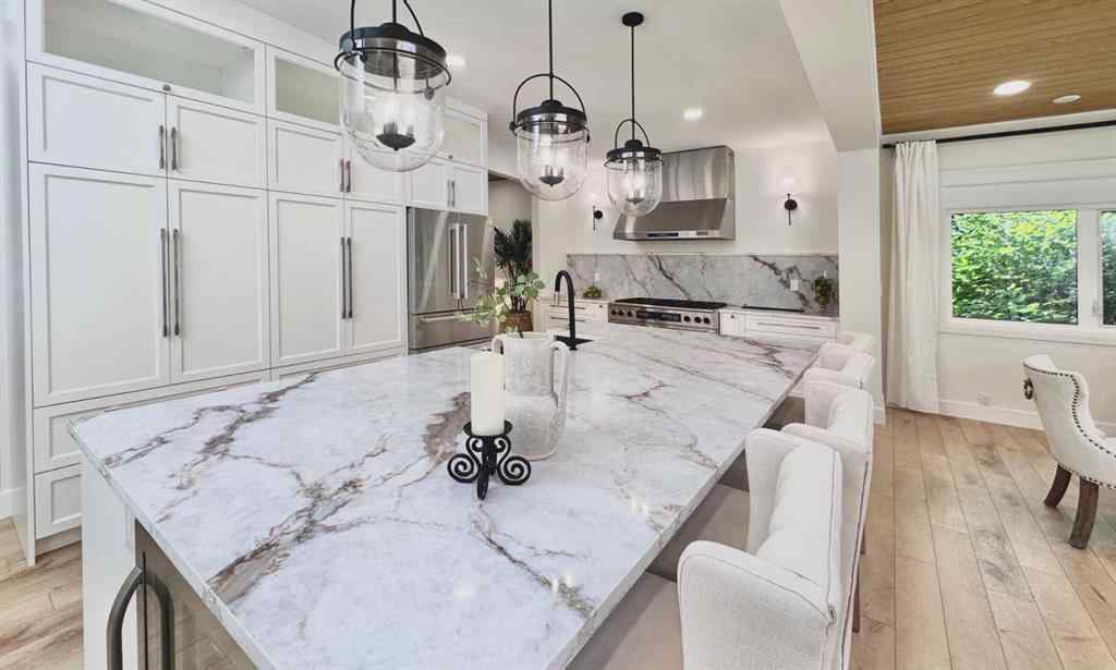 MLS® A2255822 - 2332 Uxbridge Drive NW in University Heights Calgary, Residential