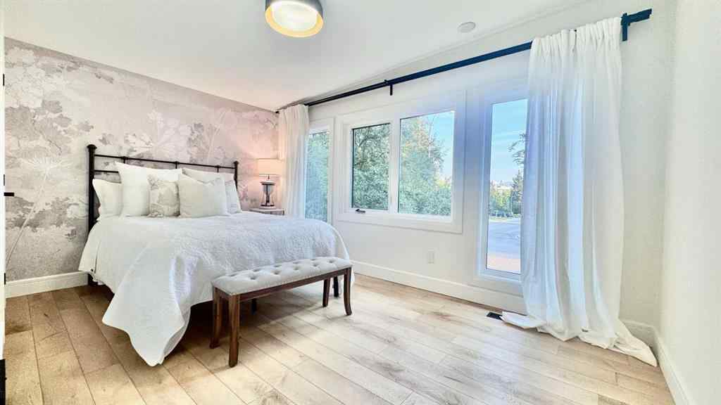 MLS® A2255822 - 2332 Uxbridge Drive NW in University Heights Calgary, Residential