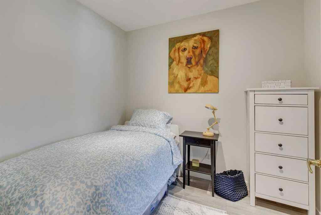 MLS® A2255824 - 1305 Sienna Park Green SW in Signal Hill Calgary, Residential