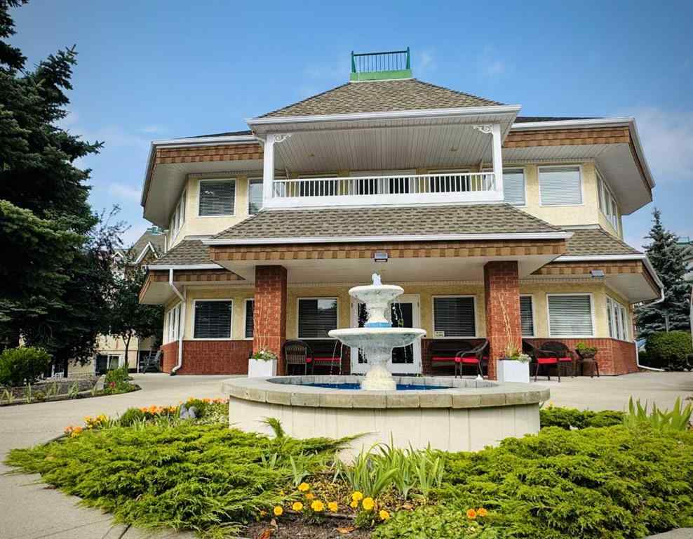 MLS® A2255824 - 1305 Sienna Park Green SW in Signal Hill Calgary, Residential