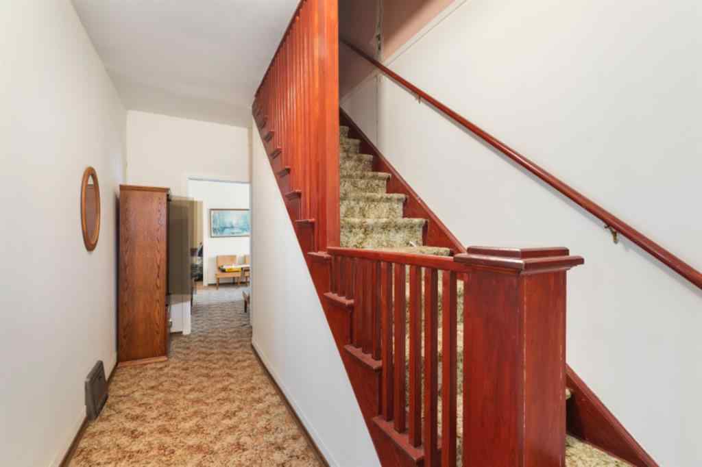 MLS® A2255826 - 5120 50 Street  in Daysland Daysland, Commercial
